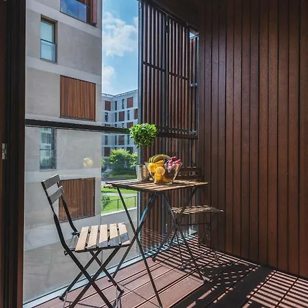 19 Dzielnica Kolejowa P&O Serviced Apartments Varsovia Exterior foto