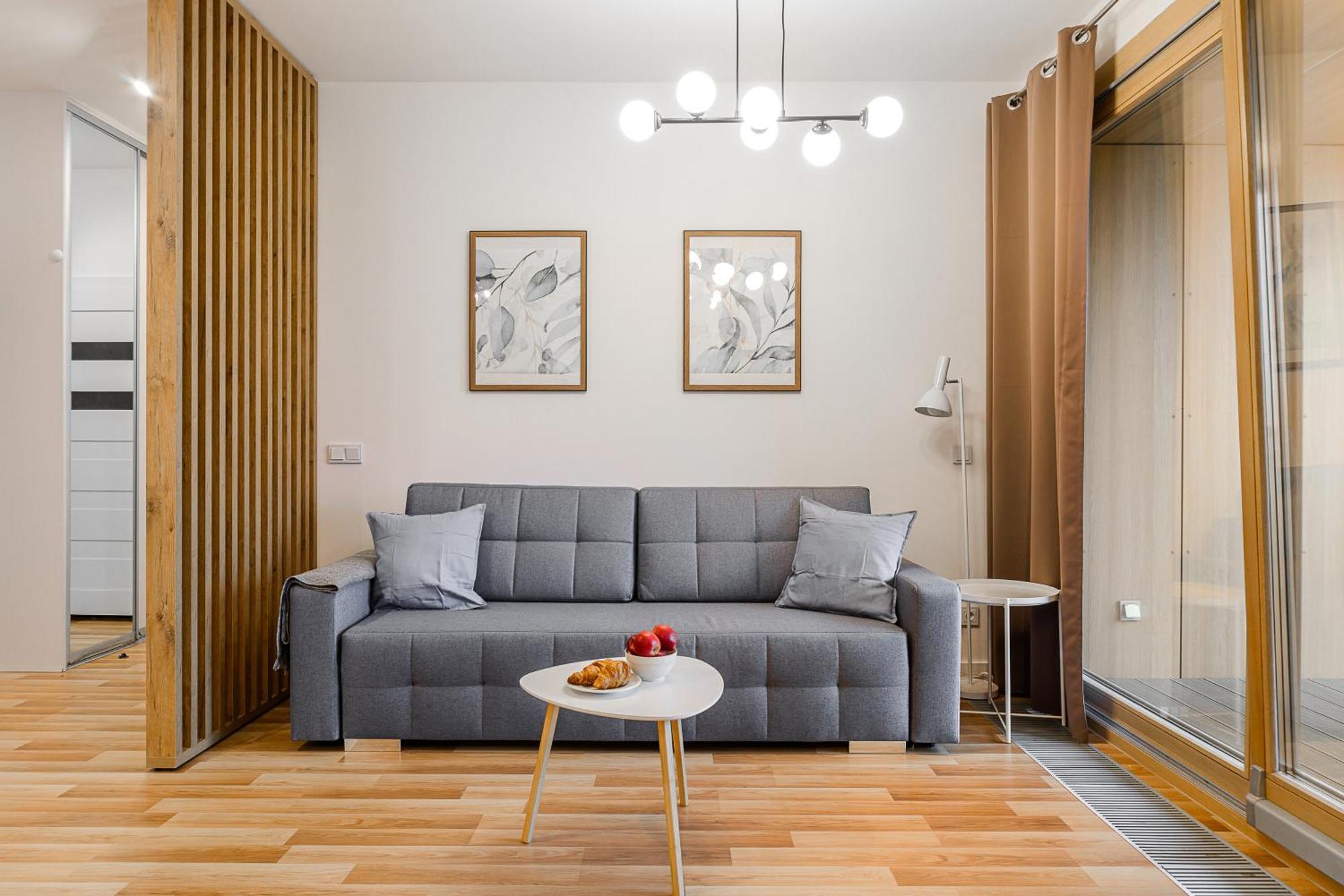 19 Dzielnica Kolejowa P&o Serviced Apartment *
